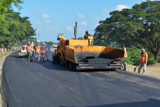 DomRep - 957 Kilometer an neuen Straßen im Bau / Foto © Presidencia de la República