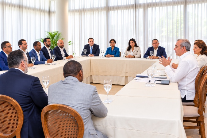 Präsident Luis Abinader besprach während seines dreitägigen Aufenthalts in Santiago große Cibao-Projekte.
